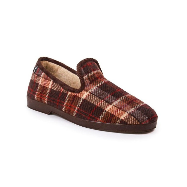 Zapatillas de casa cerradas cuadros