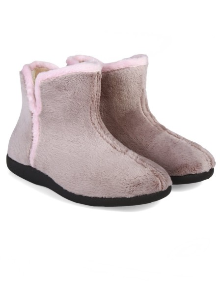 Zapatillas de casa tipo bota niebla.
