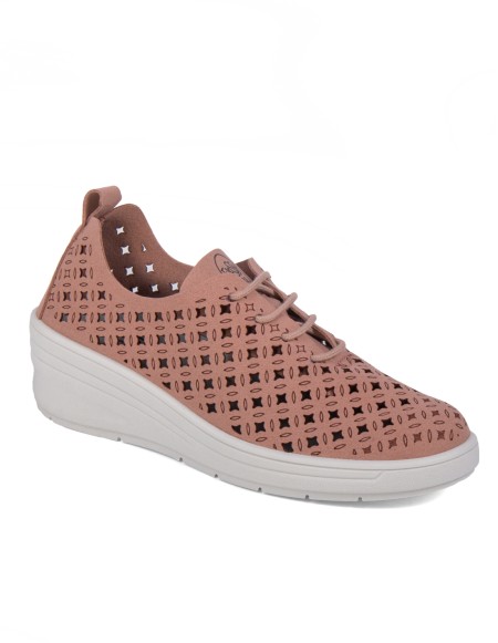Zapato de cuña con cordones color maquillaje