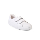 Zapatilla deportiva con cierre de velcro