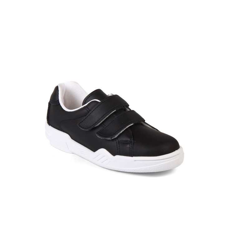 Zapatilla deportiva con cierre de velcro