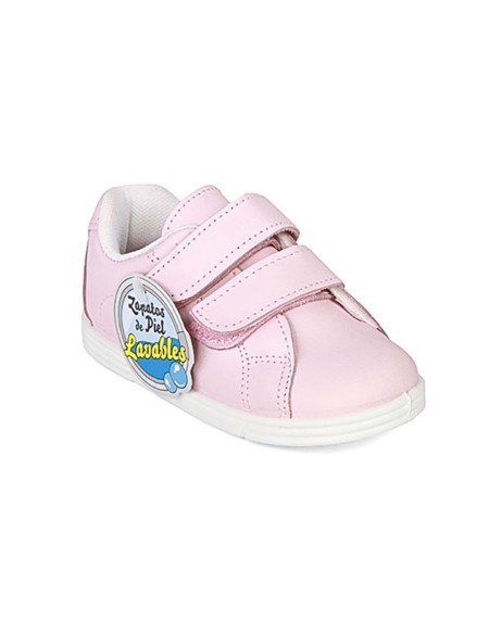 Zapatillas deportivas en color rosa  con cierre de velcro...