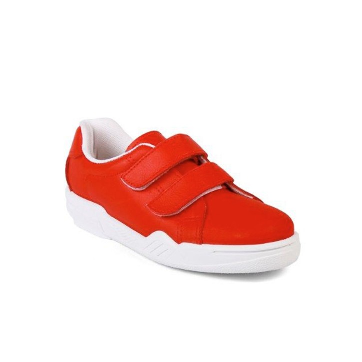 Zapatilla deportiva con cierre de velcro
