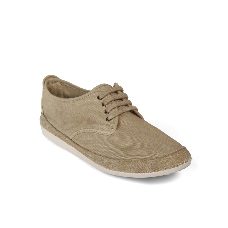 Zapatilla con cordones